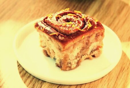 Cinnamon roll